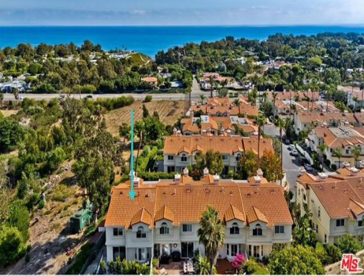 3 Bed Home for Sale in Malibu, California