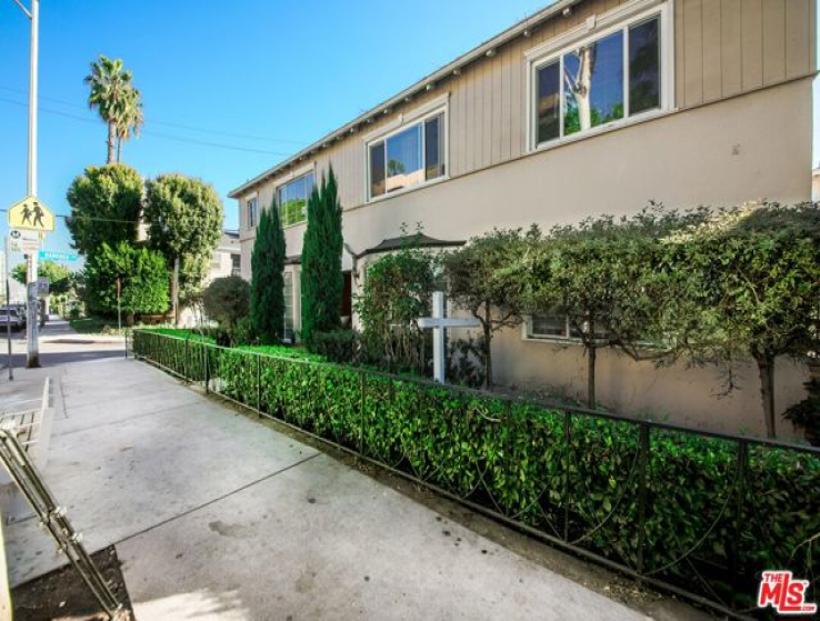  Income Home for Sale in West Hollywood, California