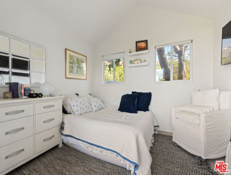 2 Bed Home for Sale in Malibu, California