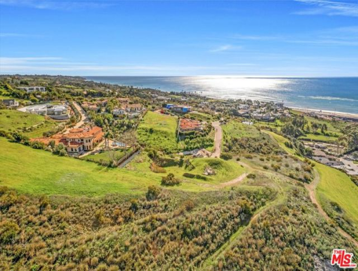  Land for Sale in Malibu, California