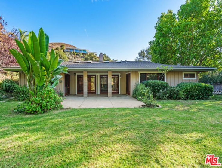 4 Bed Home for Sale in Malibu, California