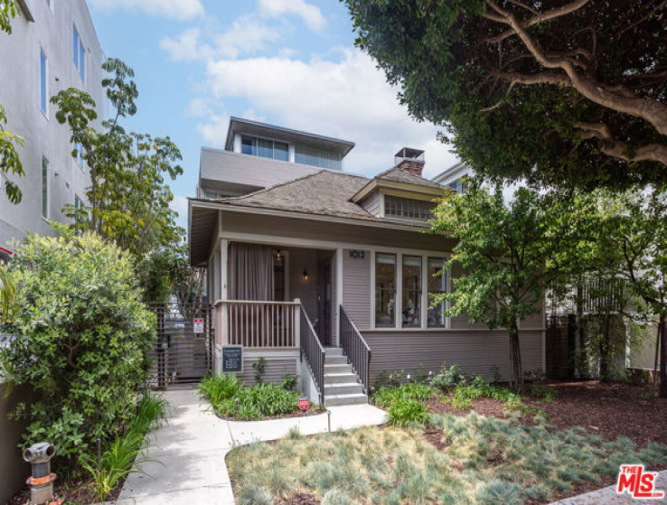 3 Bed Home for Sale in Santa Monica, California