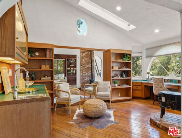 3 Bed Home for Sale in Topanga, California