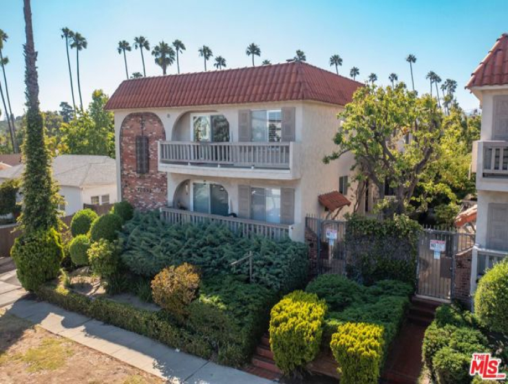  Income Home for Sale in Los Angeles, California