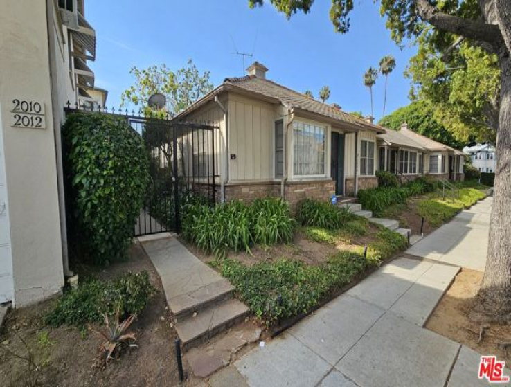  Income Home for Sale in Santa Monica, California