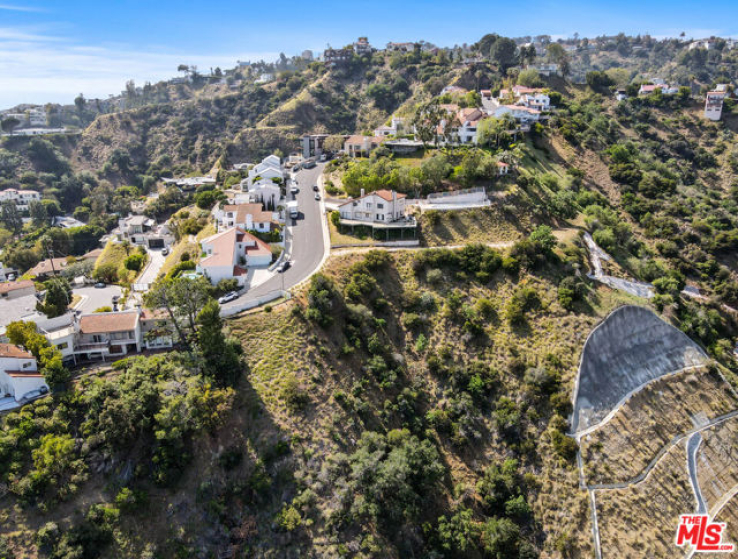 4 Bed Home for Sale in Los Angeles, California