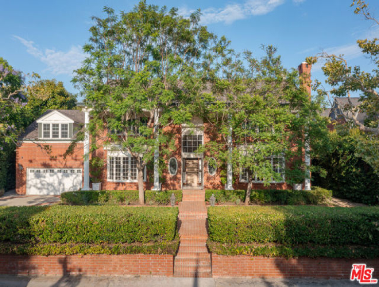 6 Bed Home for Sale in Los Angeles, California