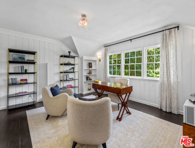 4 Bed Home for Sale in Beverly Hills, California