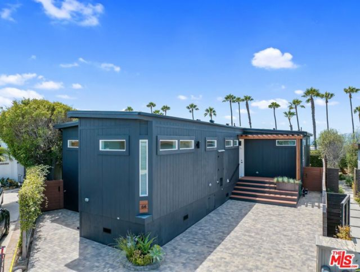 4 Bed Home for Sale in Malibu, California