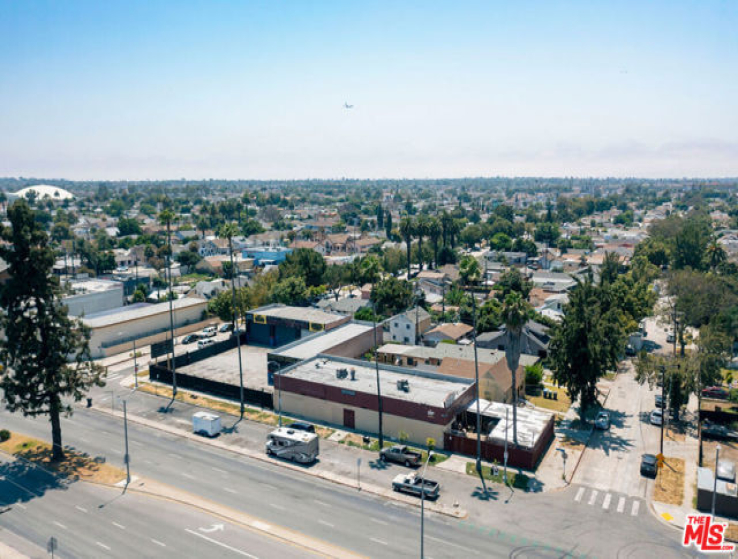  Commercial for Sale in Los Angeles, California