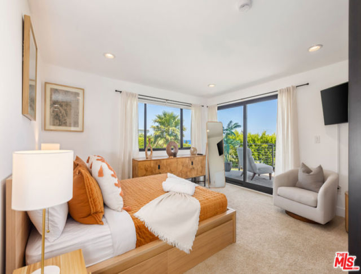 4 Bed Home for Sale in Malibu, California