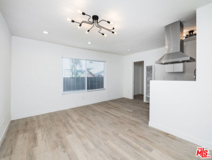  Income Home for Sale in Santa Monica, California