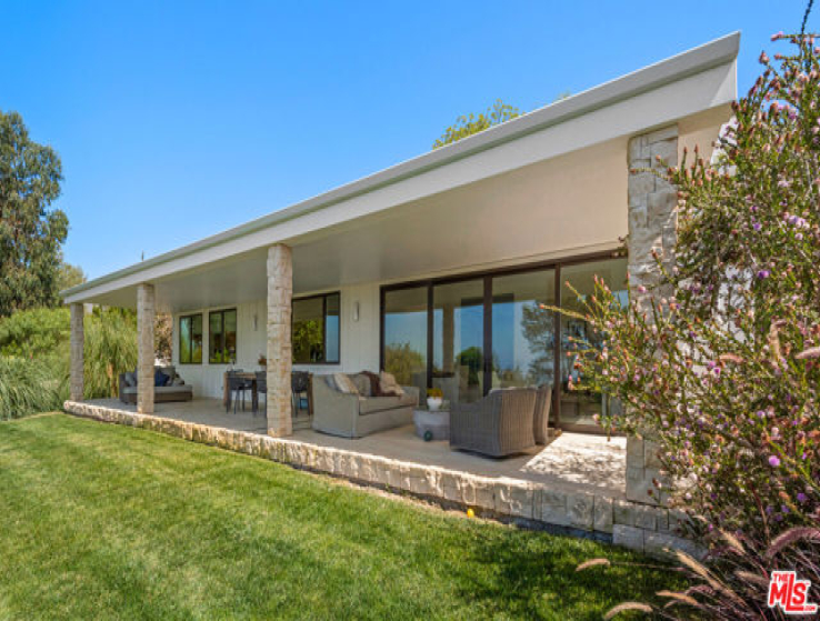 2 Bed Home for Sale in Malibu, California