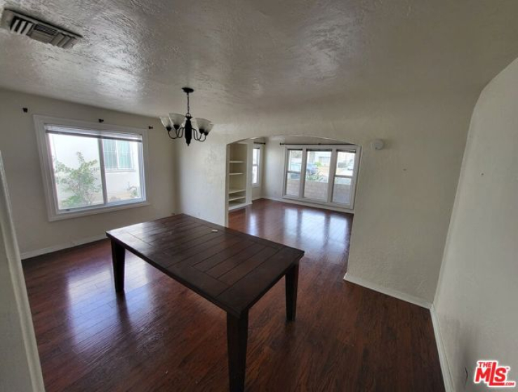 2 Bed Home to Rent in Los Angeles, California