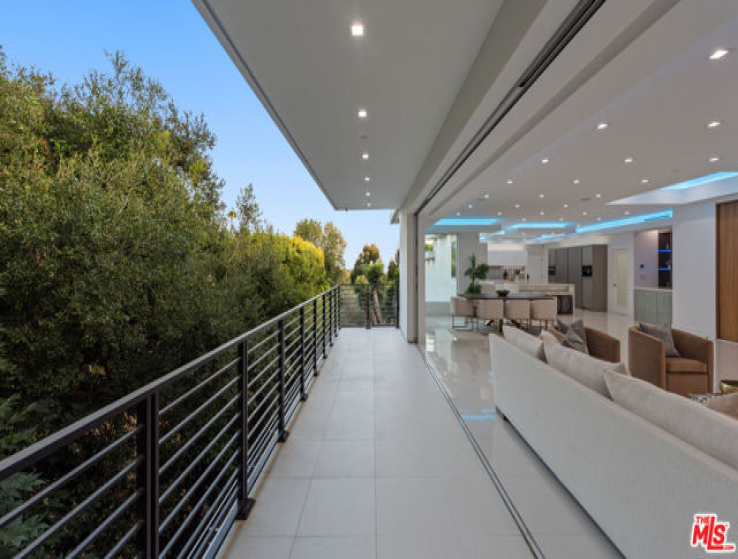 3 Bed Home for Sale in Beverly Hills, California