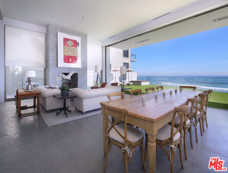 5 Bed Home to Rent in Malibu, California