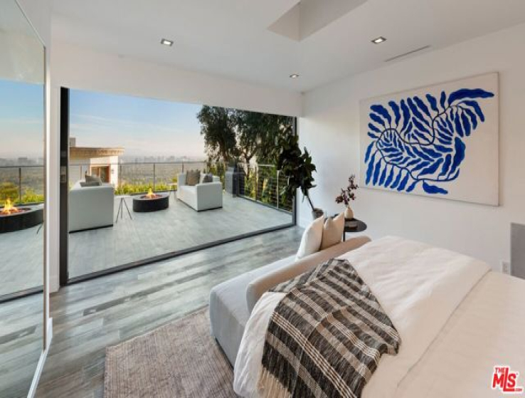 3 Bed Home for Sale in Beverly Hills, California