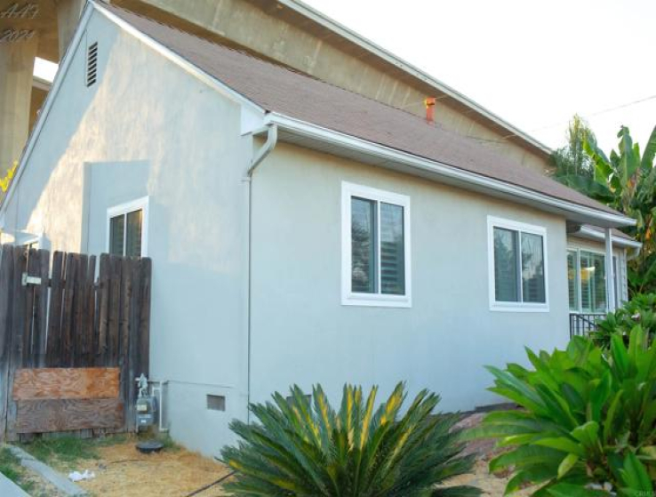 3 Bed Home to Rent in La Mesa, California