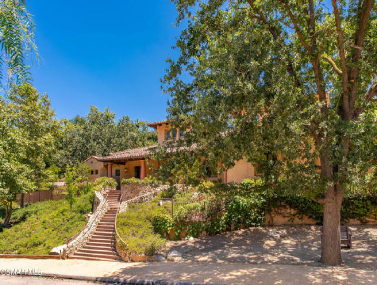 5 Bed Home for Sale in Agoura Hills, California