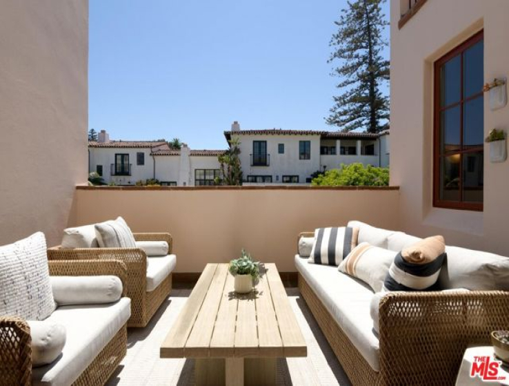 2 Bed Home for Sale in Santa Barbara, California