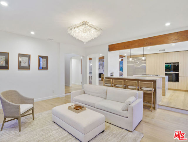 6 Bed Home for Sale in Malibu, California