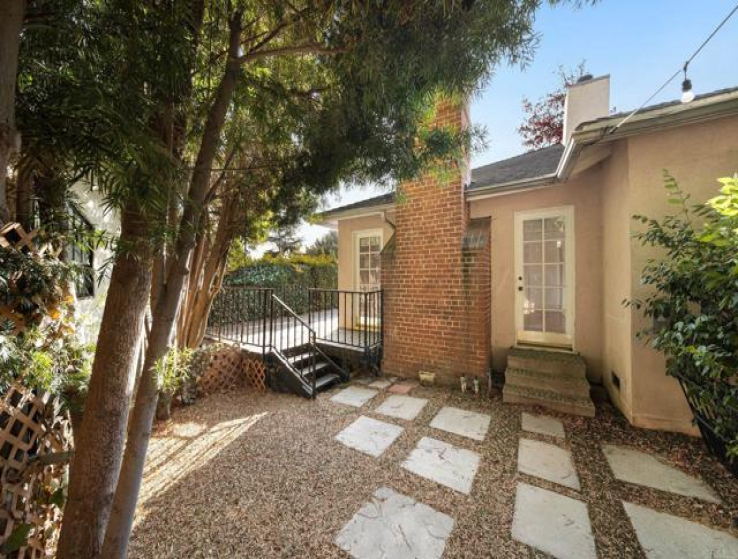 2 Bed Home for Sale in Los Angeles, California