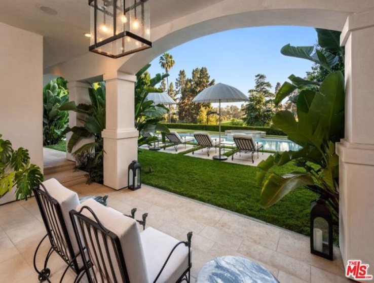 6 Bed Home for Sale in Beverly Hills, California