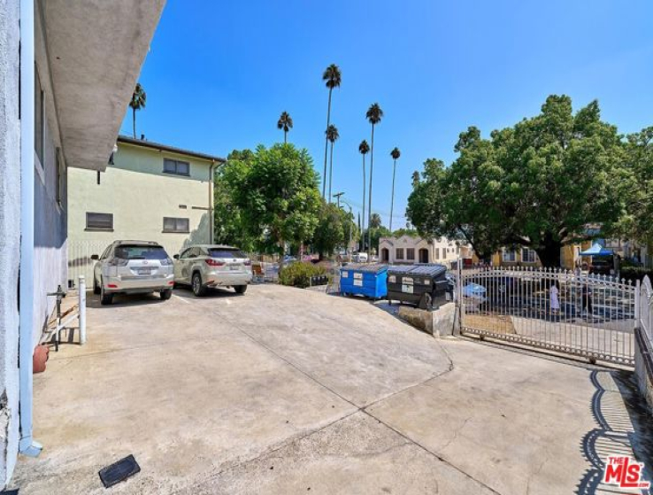  Income Home for Sale in Los Angeles, California