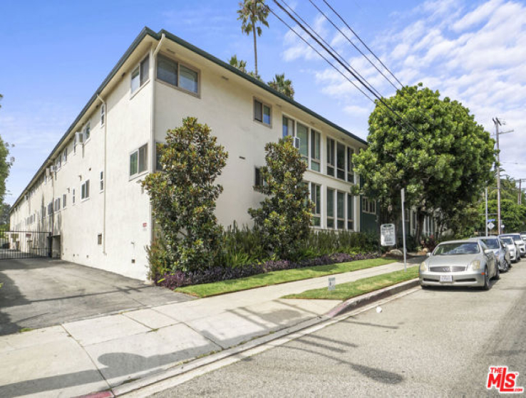  Income Home for Sale in Los Angeles, California